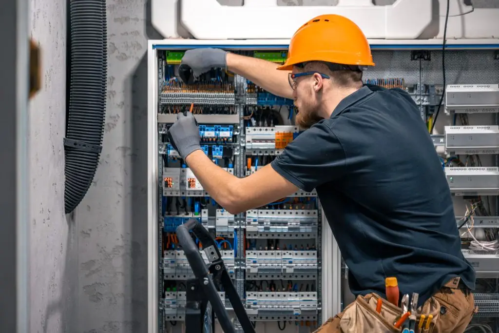 Commercial Electrical Repair